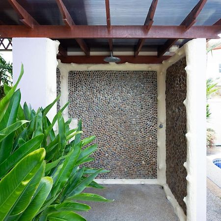 Beautiful 5Br Villa Felicity, Pool & Garden, Near Naiharn Rawai Ngoại thất bức ảnh
