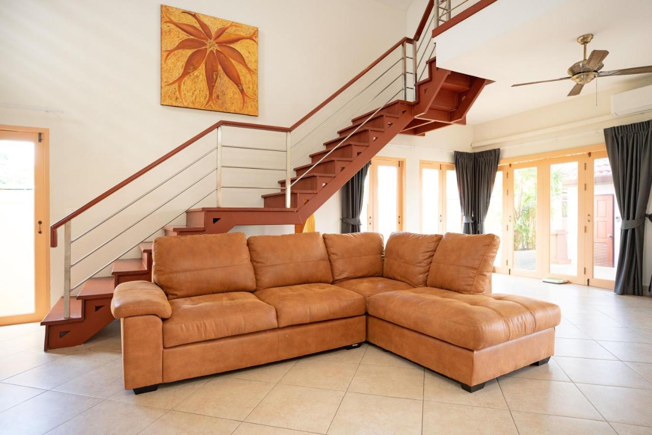 Beautiful 5Br Villa Felicity, Pool & Garden, Near Naiharn Rawai Ngoại thất bức ảnh