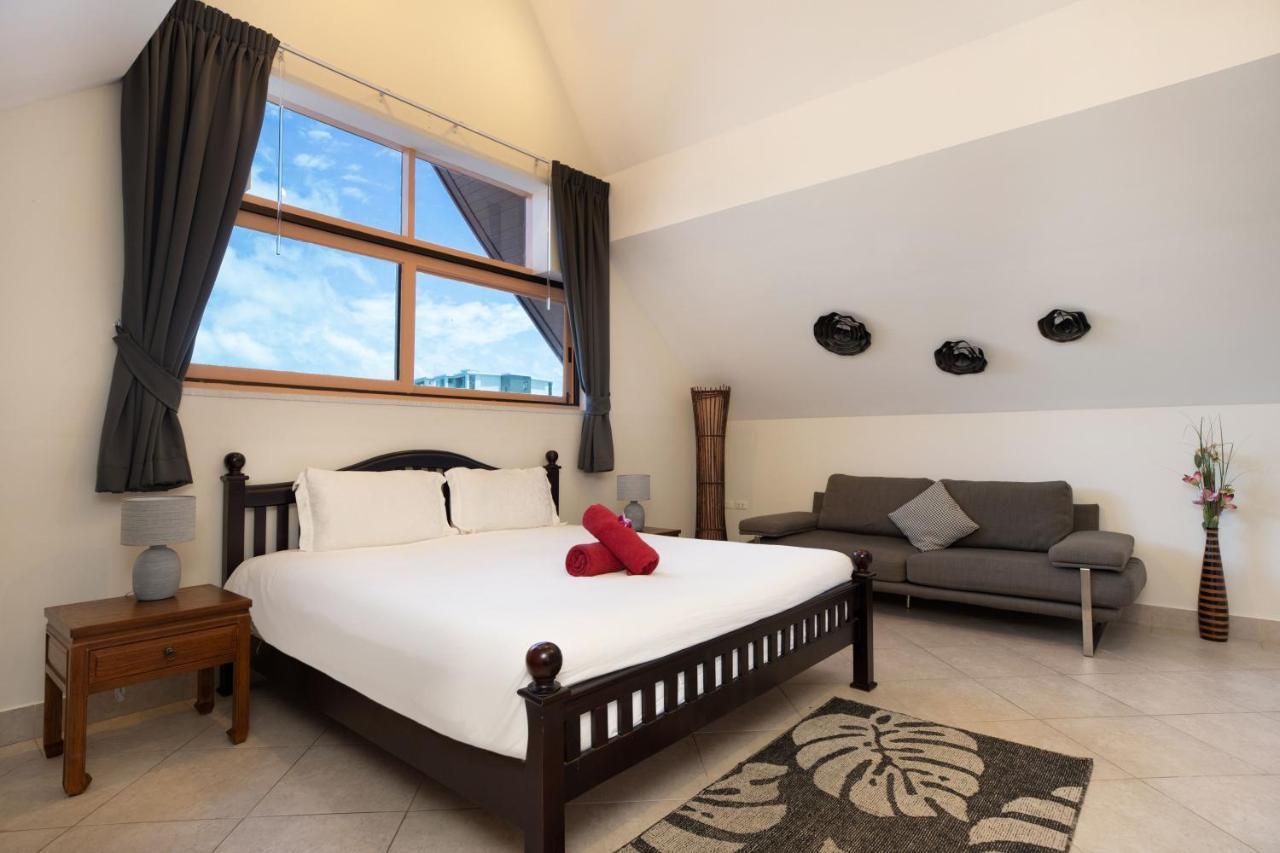 Beautiful 5Br Villa Felicity, Pool & Garden, Near Naiharn Rawai Ngoại thất bức ảnh