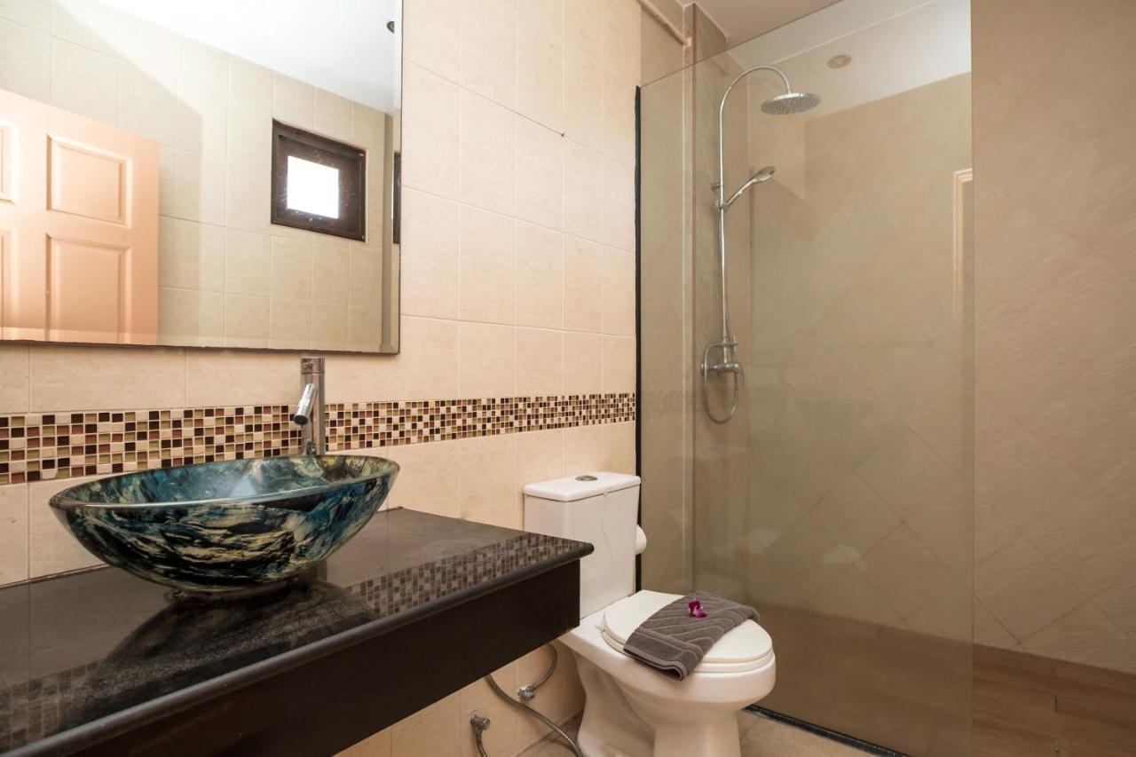 Beautiful 5Br Villa Felicity, Pool & Garden, Near Naiharn Rawai Ngoại thất bức ảnh